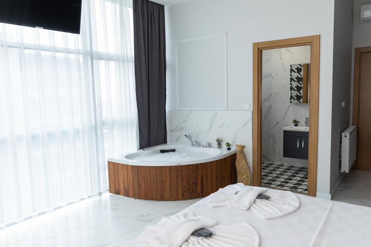 The Hera Maltepe Otel & Spa Istanbul Exterior photo